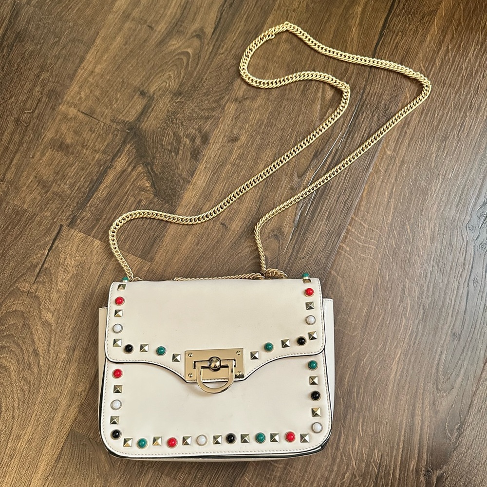 Gail Labelle White Studded Crossbody Purse with Gold Chain